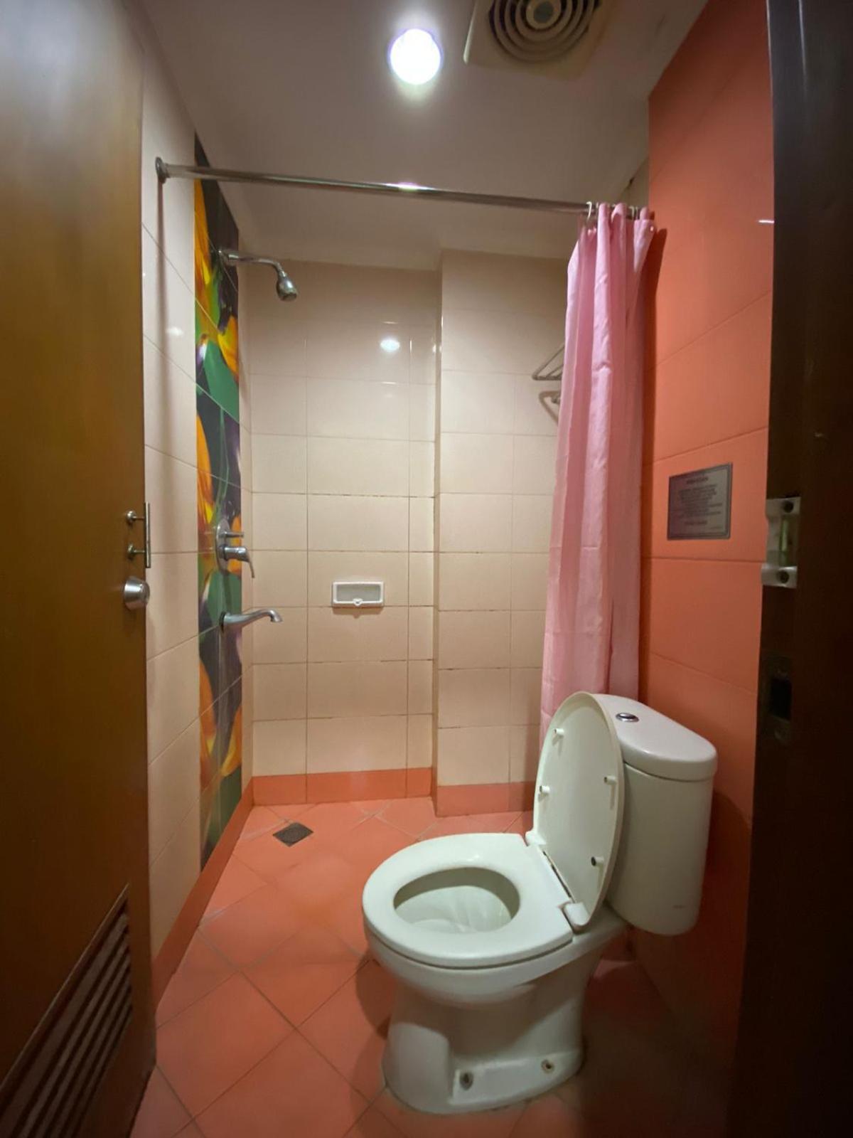 Karsa Utama Hotel Jakarta Kültér fotó